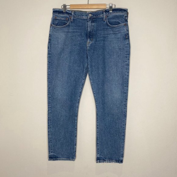 Agolde “Toni Mid-Rise Dine” Straight Jeans - Picture 4 of 15